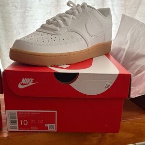 Nike Court Vision Low Men's Sneakers - White and Brown